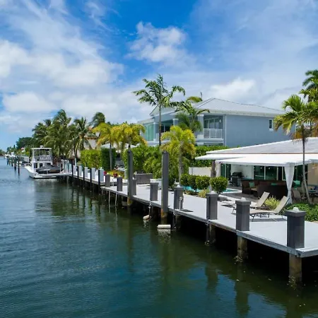 Casa Flamingo Intracoastal Front With Heated Pool-2