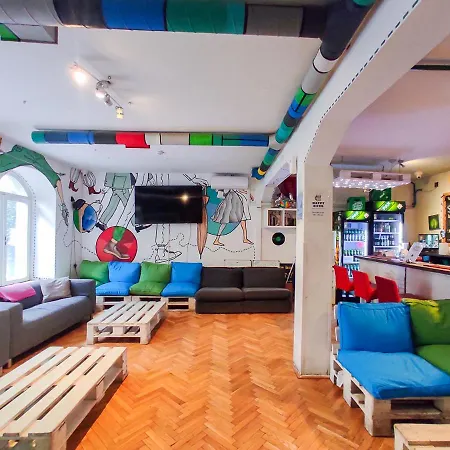 Whole Wide World Hostel-2