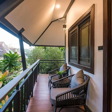 Loy Chalet-2
