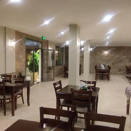 Black Iris Hotel-3