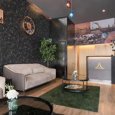Aspira Gems Center Silom-3
