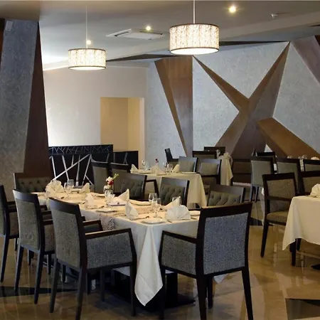 West Inn Hotel Faisalabad-3