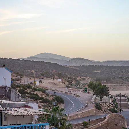 Amayour Surf Hostel-2