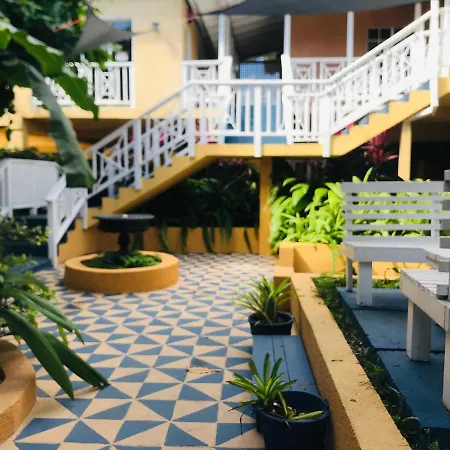 Moxons Beach Club-3