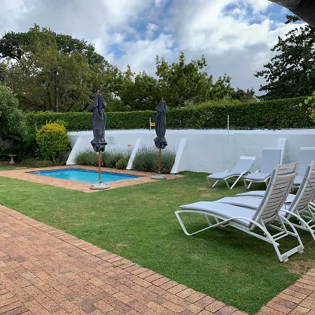 Avenues Guest House-2