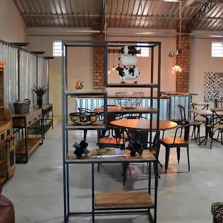 Quiver Inn Guesthouse-2