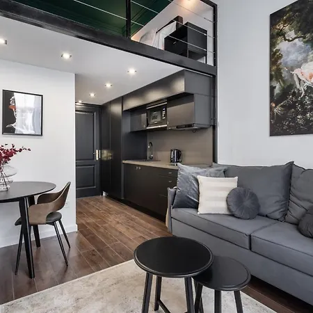 E41 - Trendy Boutique Apartments - Prime Spot By Bqa-2