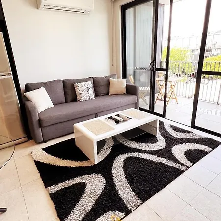 Stylish, Modern, Cute As A Button - Braddon Cbd-3
