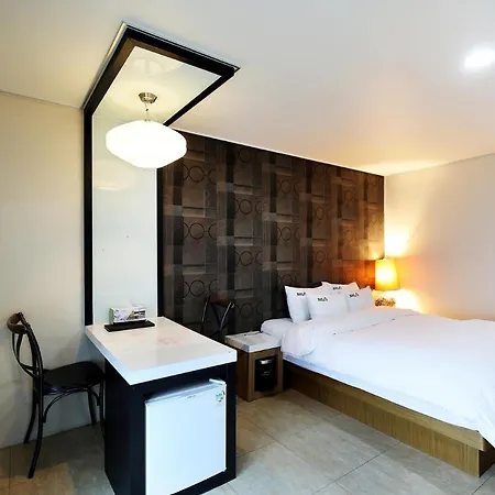 White Tourist Hotel-2