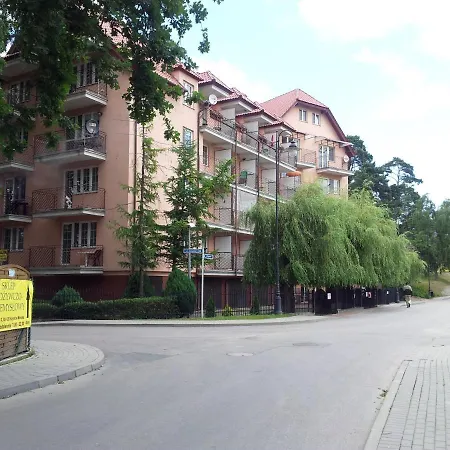Studio Krynica - Salon, Lazienka, Aneks Kuchenny I Darmowy Parking-3