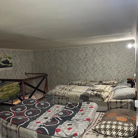 T Rooms-2