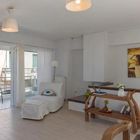 Townhouse In The Historical Centrer Of Athens-3