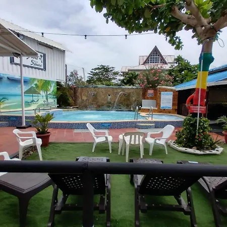 Hotel Galyrod House-2