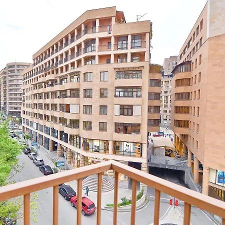 Prime Apartment 2 Bedrooms 2 Bathrooms-3