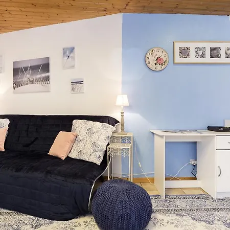 Romantic Studio Center-2