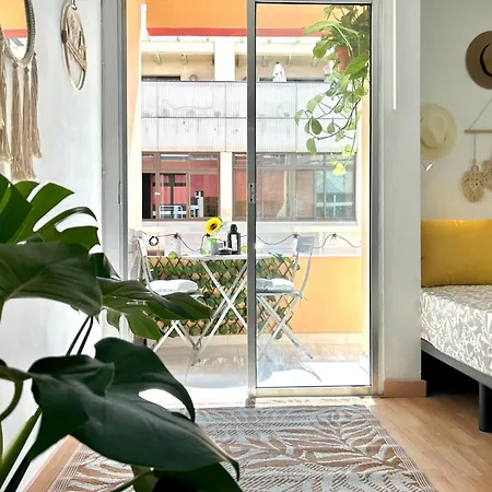 2 Min Dalla Spiaggia Loft Terrazza Casa Gialla-3