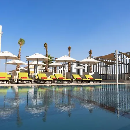Rotana Corniche-3