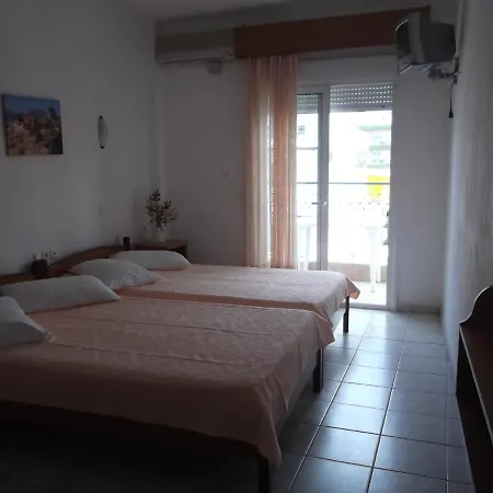 Anna Summer Rooms-3