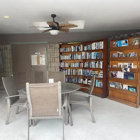 Alii Villas Condominiums-2