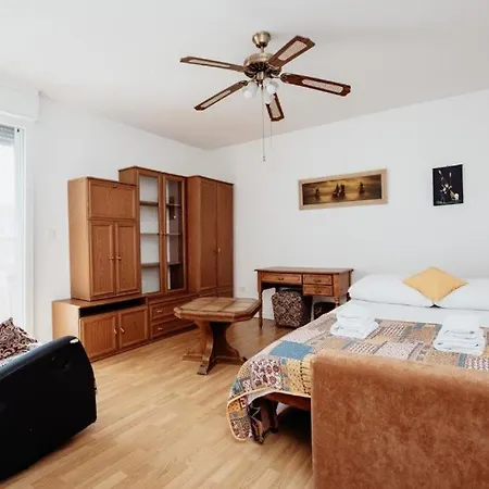 Big Apartment Near Center-3