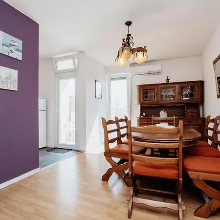 Big Apartment Near Center-2