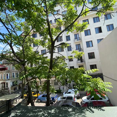 Windrose Hostel Istanbul-3