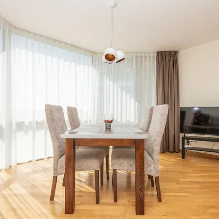 See Segrate Elija Apartment-2