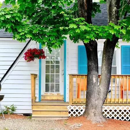 The Landings Inn And Cottages At Old Orchard Beach-2
