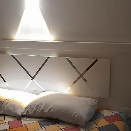 غرفة سنجل بحمام خاص لمزيد من الخصوصية Single Room With Private Bathroom For More Privacy Номер С Отдельной Ванной Комнатой Для Большей Конфиденциальности Chambre Avec Salle De Bain Privee Pour Plus D'Intimite-3