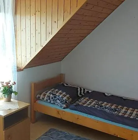Badacsonyi Privat Berlemeny-2