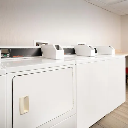Holiday Inn Express & Suites Baltimore - BWI Airport North By Ihg-2