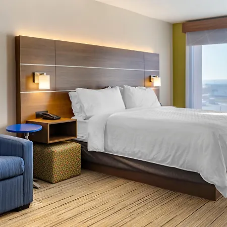 Holiday Inn Express Hotel & Suites Albuquerque Midtown By Ihg-2