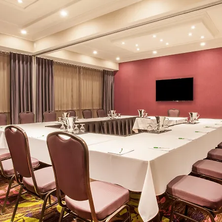 Holiday Inn Toronto International Airport By Ihg-3