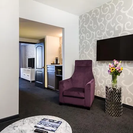 Tryp By Wyndham Savannah-3