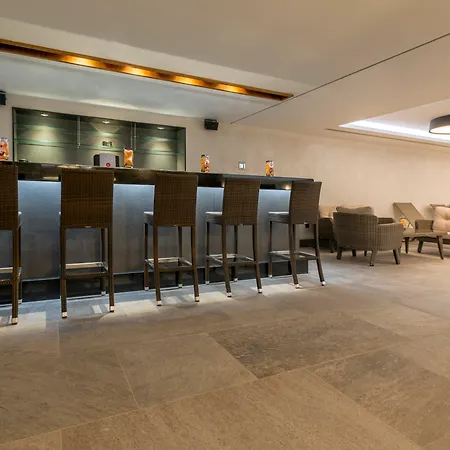 Golden Tulip Istanbul Bayrampasa-3