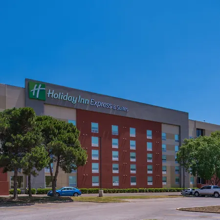 Holiday Inn Express & Suites San Antonio Medical - Six Flags By Ihg-3