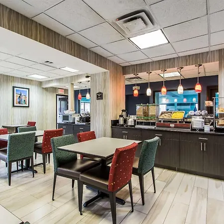 Comfort Suites Fairgrounds West-2