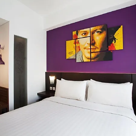 Fame Hotel Gading Serpong-3