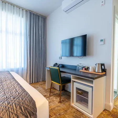 The Grosvenor Hotel-2