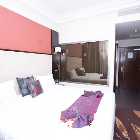 Hotel Fleur De Lys Plateau-2