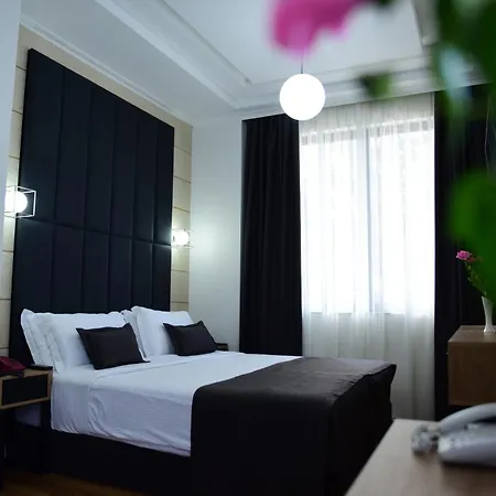 Hotel Comfort City Center-2