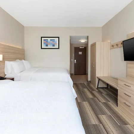 Holiday Inn Express & Suites - Grand Rapids Airport - South By Ihg-2