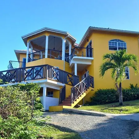 Bellevue Hideaway-2