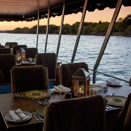 Zambezi Family Lodge - Leopard Room-3