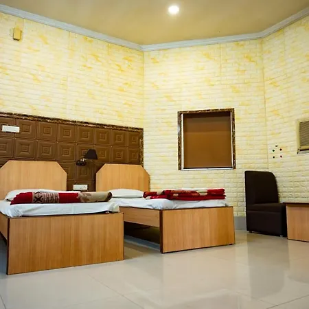 Hotel Komala Vilas-2