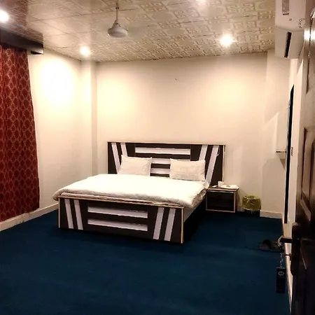 Hotel Royal Sweet-2
