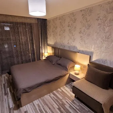 Cozy Room In Orbi Palace Hotel-3