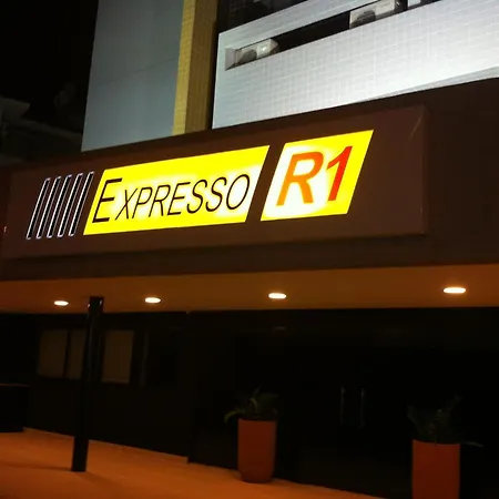 Expresso R1 Hotel-2