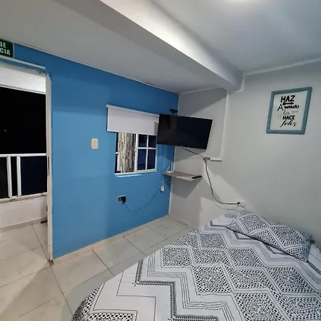 Apartamentos La Marina-2