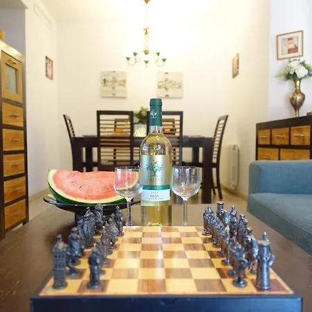 ☆The Peaceful Valencia Homestay☆ W/ Terrace⌘Parking⌘Bbq-3